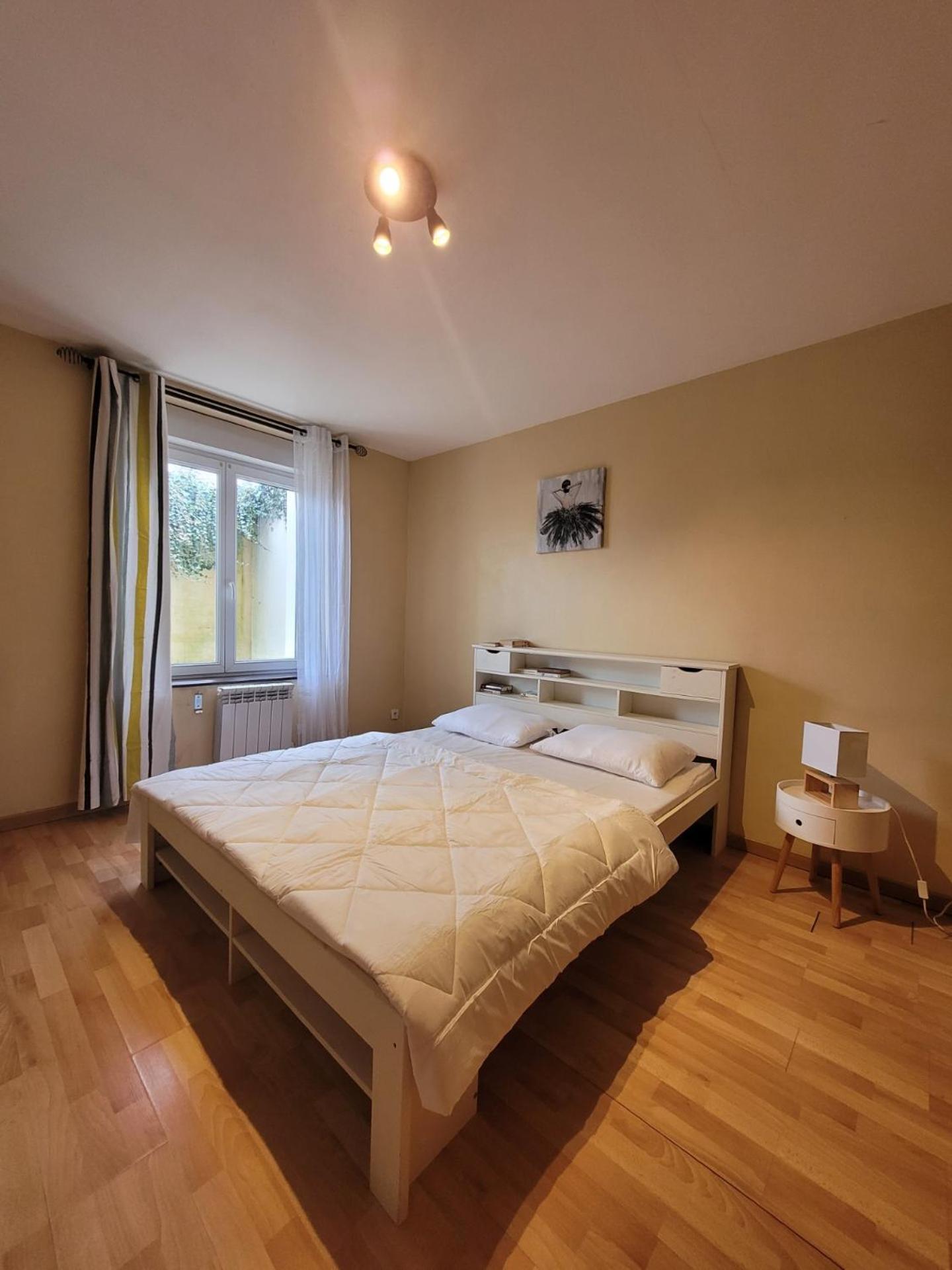 Appartement Cosy Dans Beau Village De Champagne Cormicy Kültér fotó