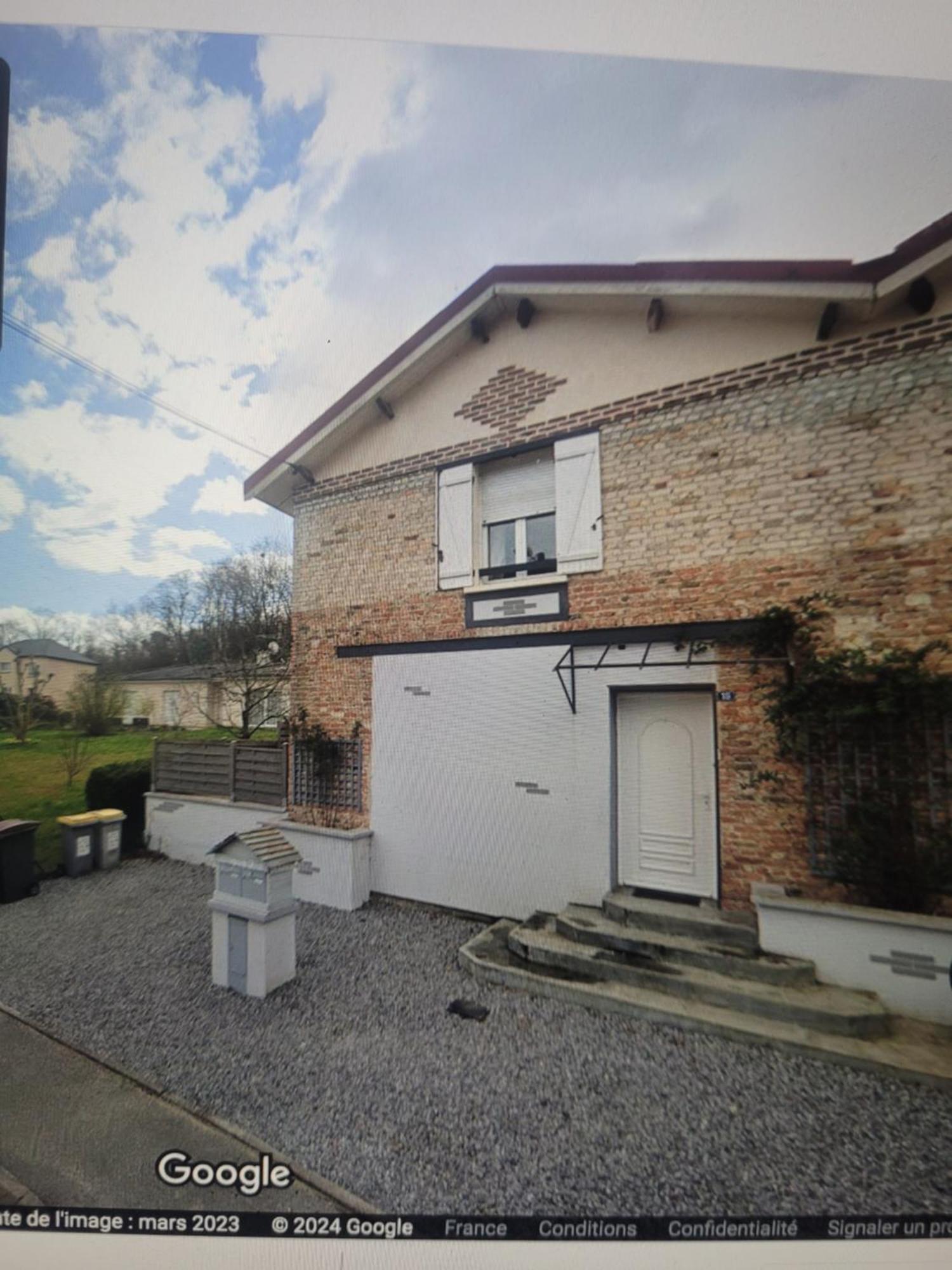Appartement Cosy Dans Beau Village De Champagne Cormicy Kültér fotó