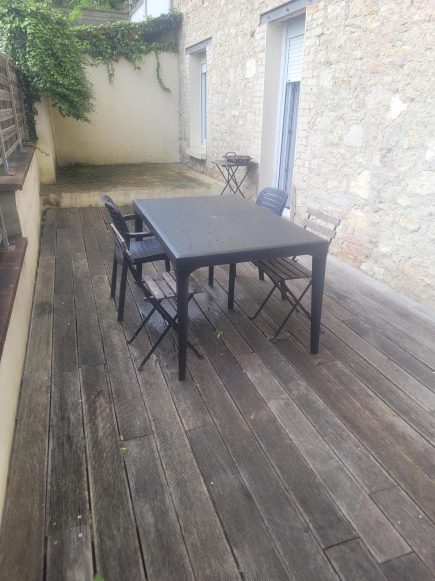 Appartement Cosy Dans Beau Village De Champagne Cormicy Kültér fotó